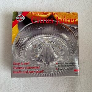 Norpro Heavy-Duty Glass Citrus Juicer - Clear 2 cups BRAND NEW vintage